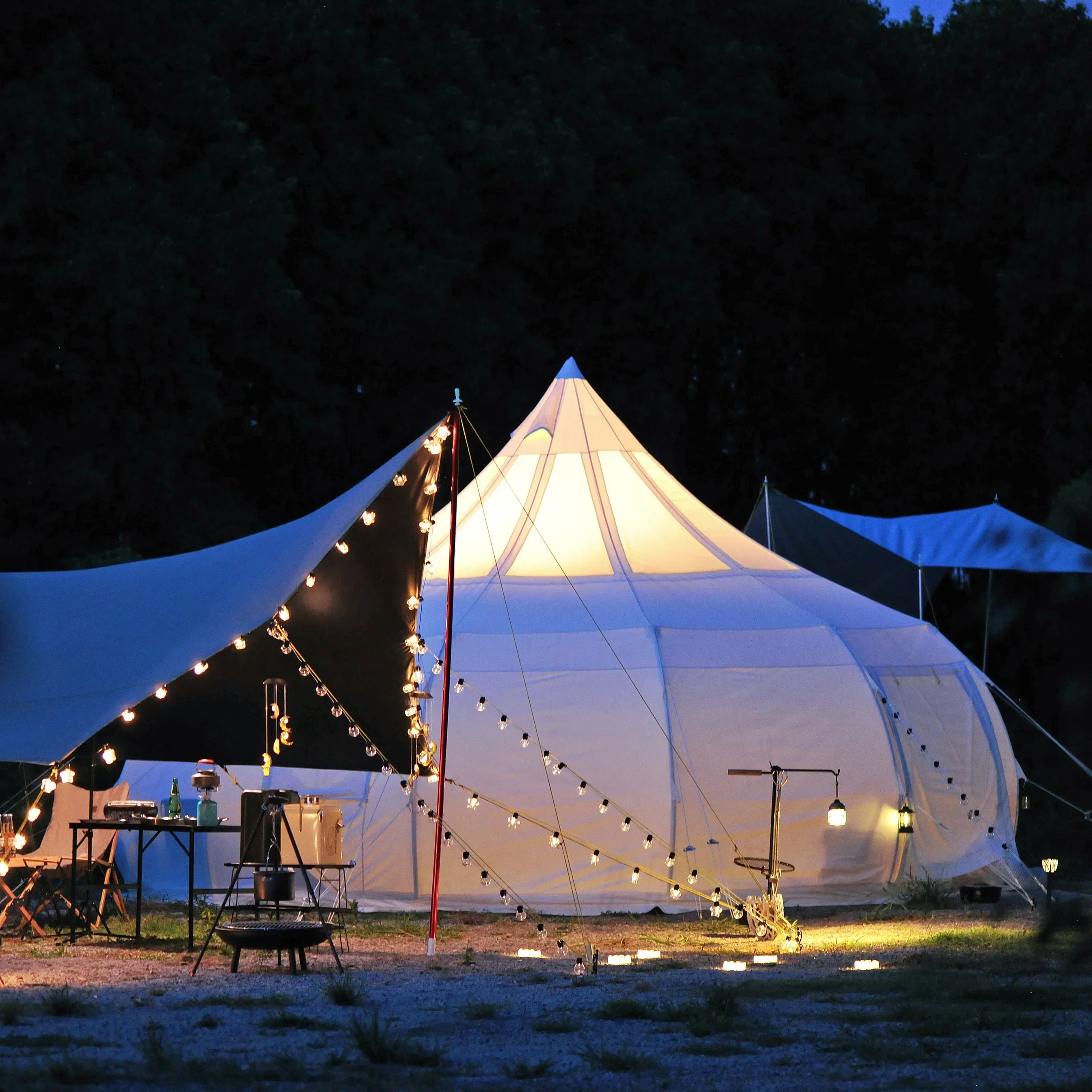 Outdoor Luxury Camping Star Tent, Glamping Mongolian Yurt, Popularny model w USA, Wodoodporna ochrona przed słońcem, Namiot z kopułą powietrzną