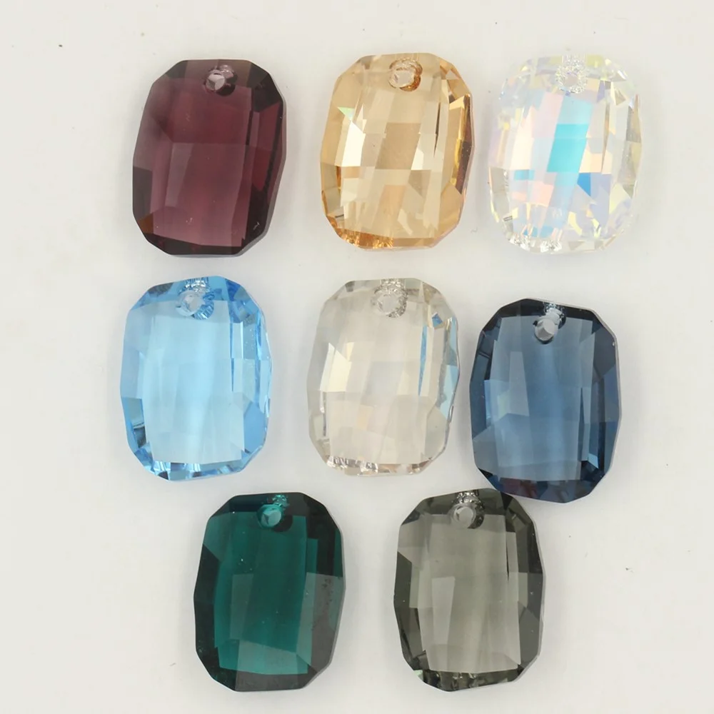 (1 piece) 6685 Graphic Pendant Genuine Crystals from Austria Rhinestone for Necklace Earrings Bead Charms DIY Jewelry Making