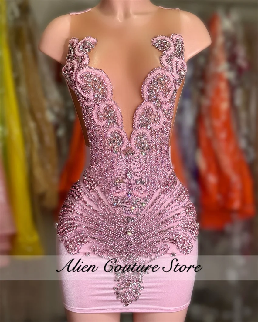 Abiti da ballo rosa scintillanti di lusso per ragazze nere 2024 Glitter perline strass di cristallo Abito da festa di compleanno personalizzato