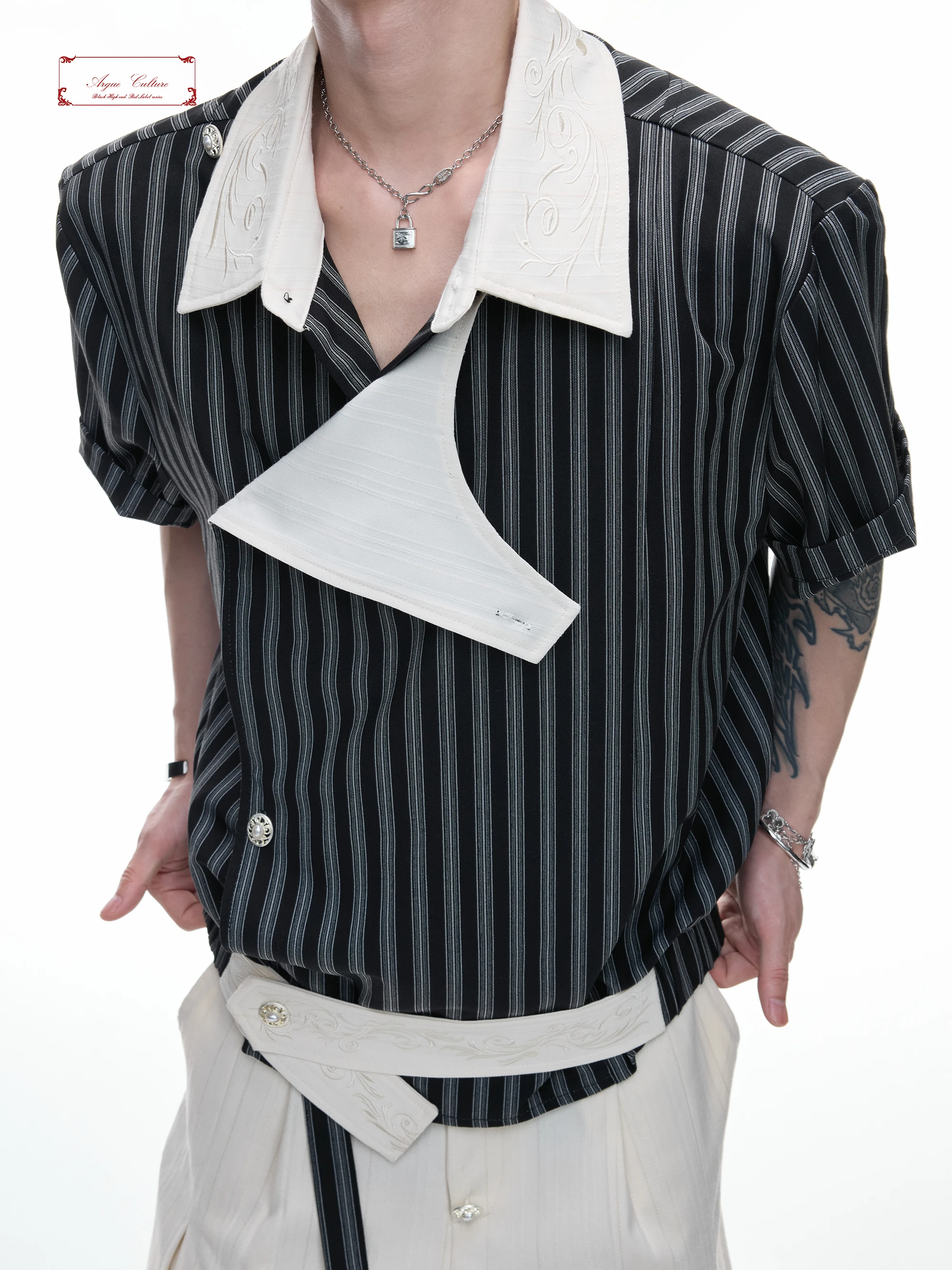 Argue Deconstructed Striped Shirt Embroidery Asymmetrical Slant Button Short Sleeve T-Shirt Casual Style Polyester Fiber
