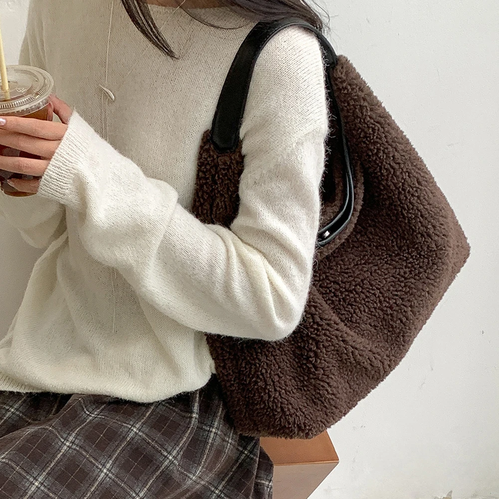 

Winter Lamb Wool Hobos Tote Women Bags NEW Soft Plush Shoulder Bag Half Moon Cloud Bags for Women Handbags Faux Fur Bag Shopper