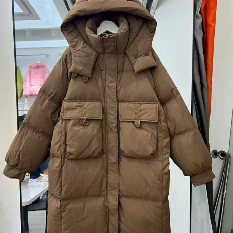 

Сезонная женская зимняя куртка 2025 года, ветрозащитное пуховое пальто с капюшоном и мягкой подкладкой, стильная, удобная для повседневной носки