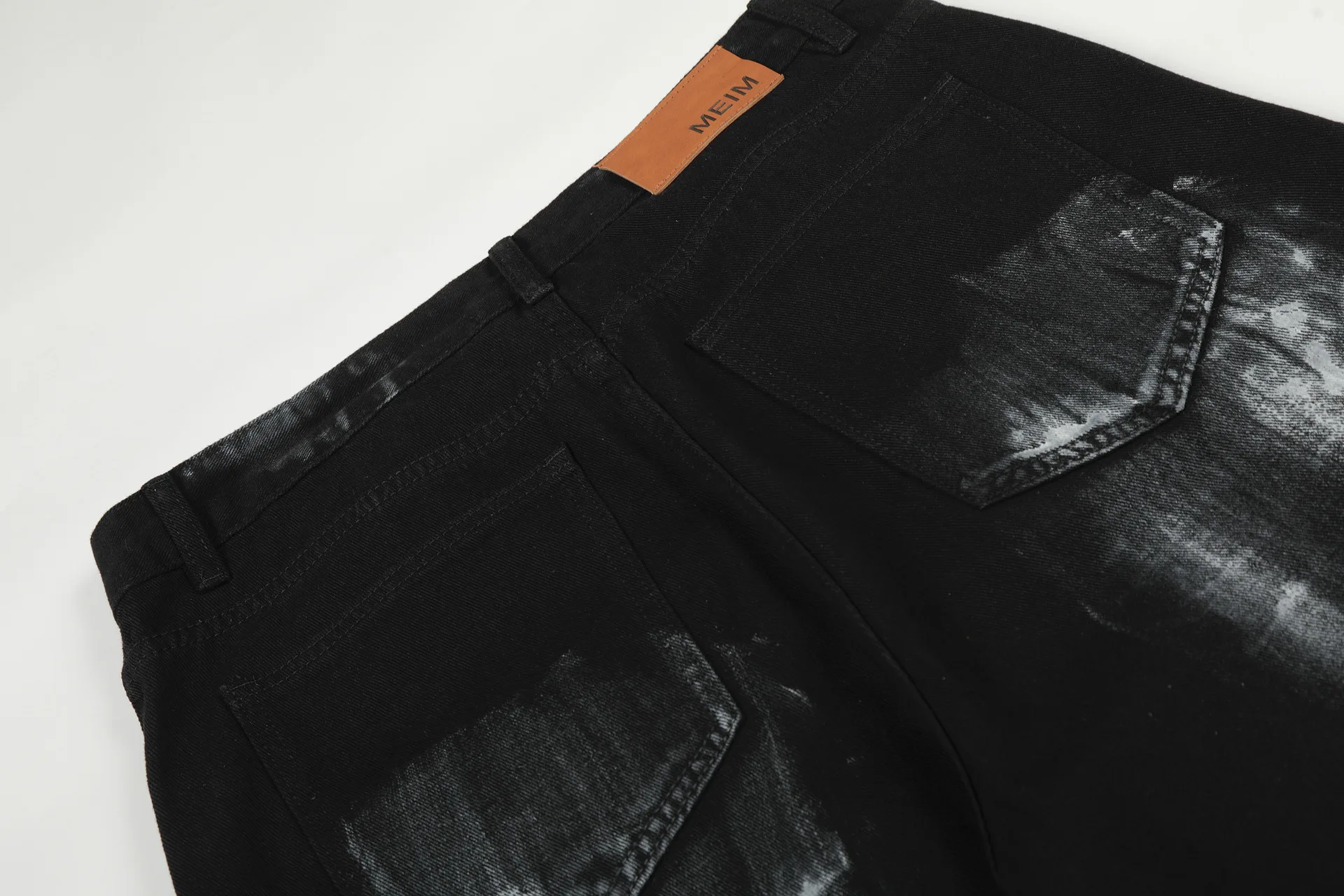 بنطال جينز هيب هوب كبير الحجم للرجال من High Street مع حجر الراين فضفاض مناسب بنمط RO Vibe مطبوع من قماش الدنيم بنطال جينز واسع الساق