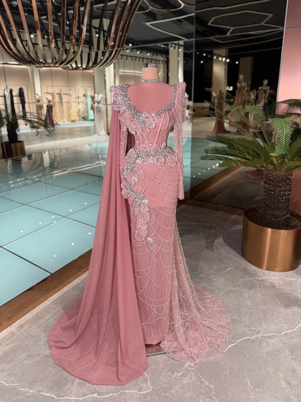 فستان سهرة مصنوع يدويًا من الكريستال ثلاثي الأبعاد على شكل أوراق شجر متألقة مطرز بحورية البحر طويل لحفلات الزفاف مخصص وردي أنيق للولائم #3