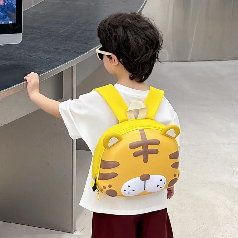 New Cartoon Tiger Backpack Portable Large Capacity Shoulders Bag Casual Kindergarten Students Bag