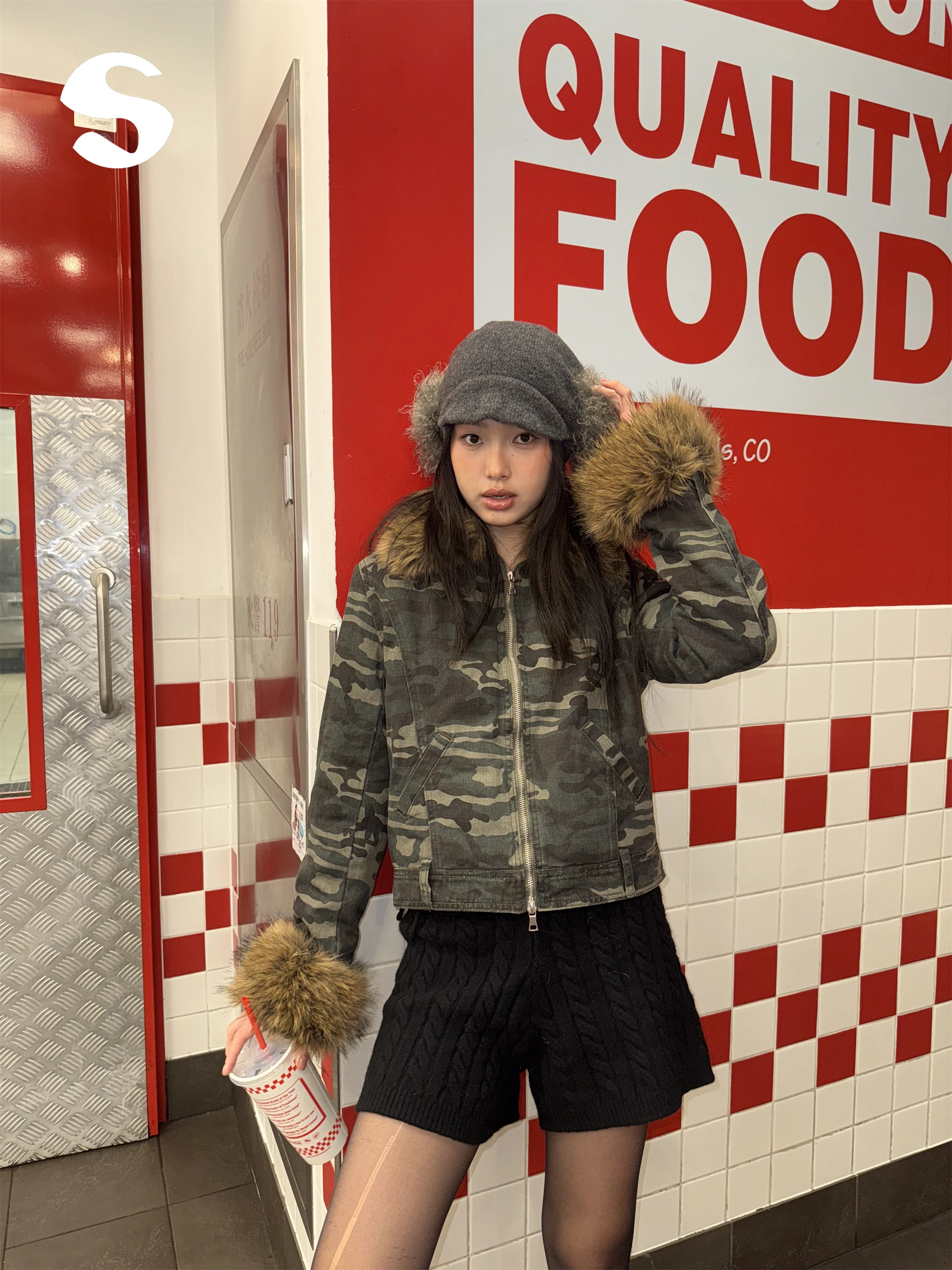 

Женская зимняя куртка-пальто на молнии, камуфляжная, джинсовая, со съемным меховым воротником, теплая, повседневная, прямого кроя, удлиненная