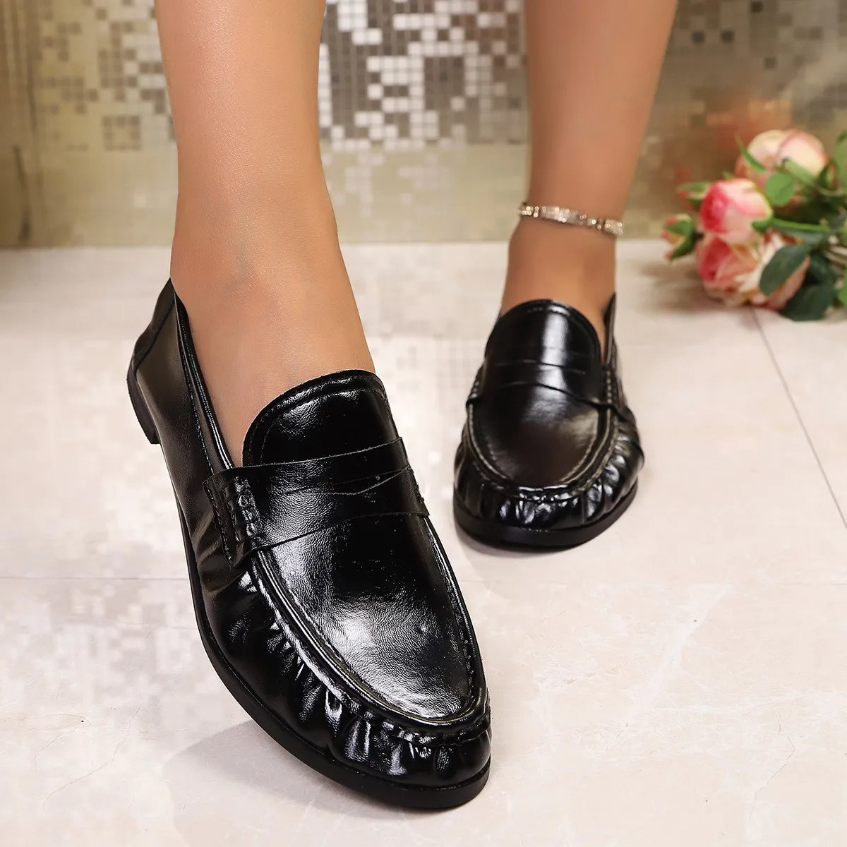 Bild 6: 2026 Sommer Britischer Stil Schwarze Arbeitsflachschuhe für Damen Lässige Flache Slipper Weiche Bootsschuhe