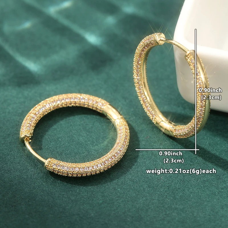 Exquisite Goldfarbene Ohrringe mit Eingelegten Kubischen Zirkonia für Damen Luxuriöse Modische Verlobungs- und Hochzeits-Hängeohrringe – Detail 3