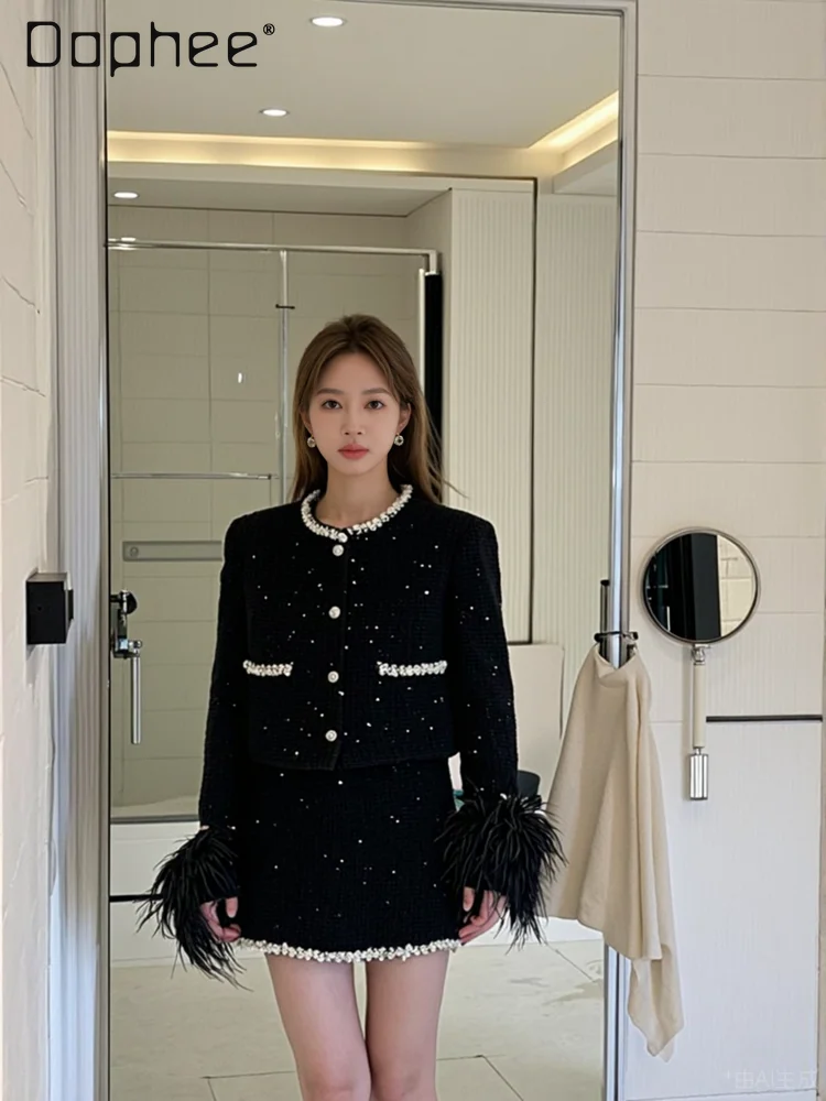 

Французский элитный модный твидовый костюм, элегантный великолепный тонкий черный милый лоскутный костюм с бисером и перьями, короткая куртка с длинными рукавами, юбка