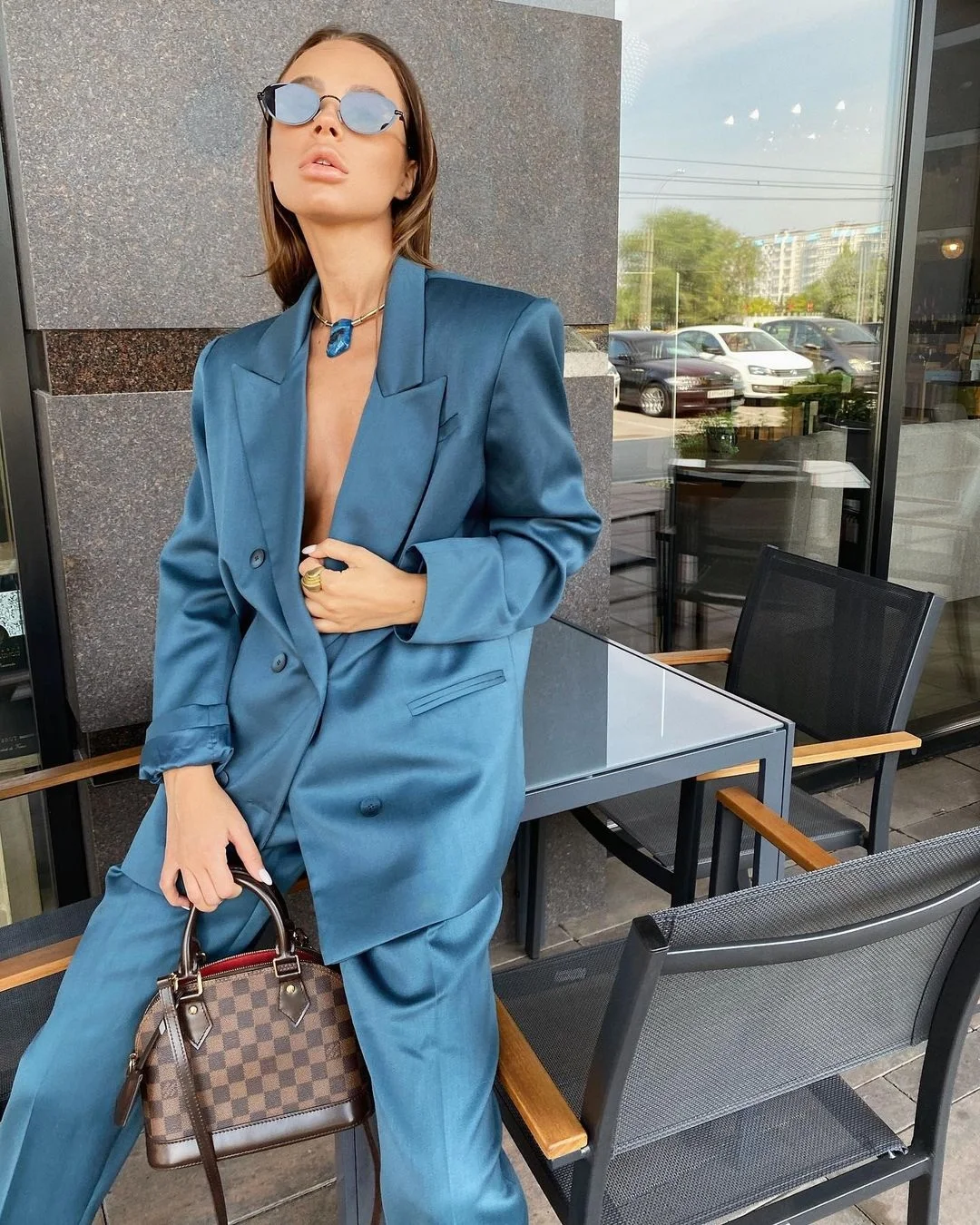 Chic Designed Blue Mother of the Bride Dresses Custom Made Peaked Lapel Loose 2 Pieces Set Jacket Pencil Pants Daily Blazer