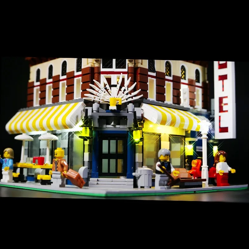Creative Street View Series T2100 Cafe & Town Hall Architecture Building Blocks Set, Collectible Assembly Model Toys Wholesale