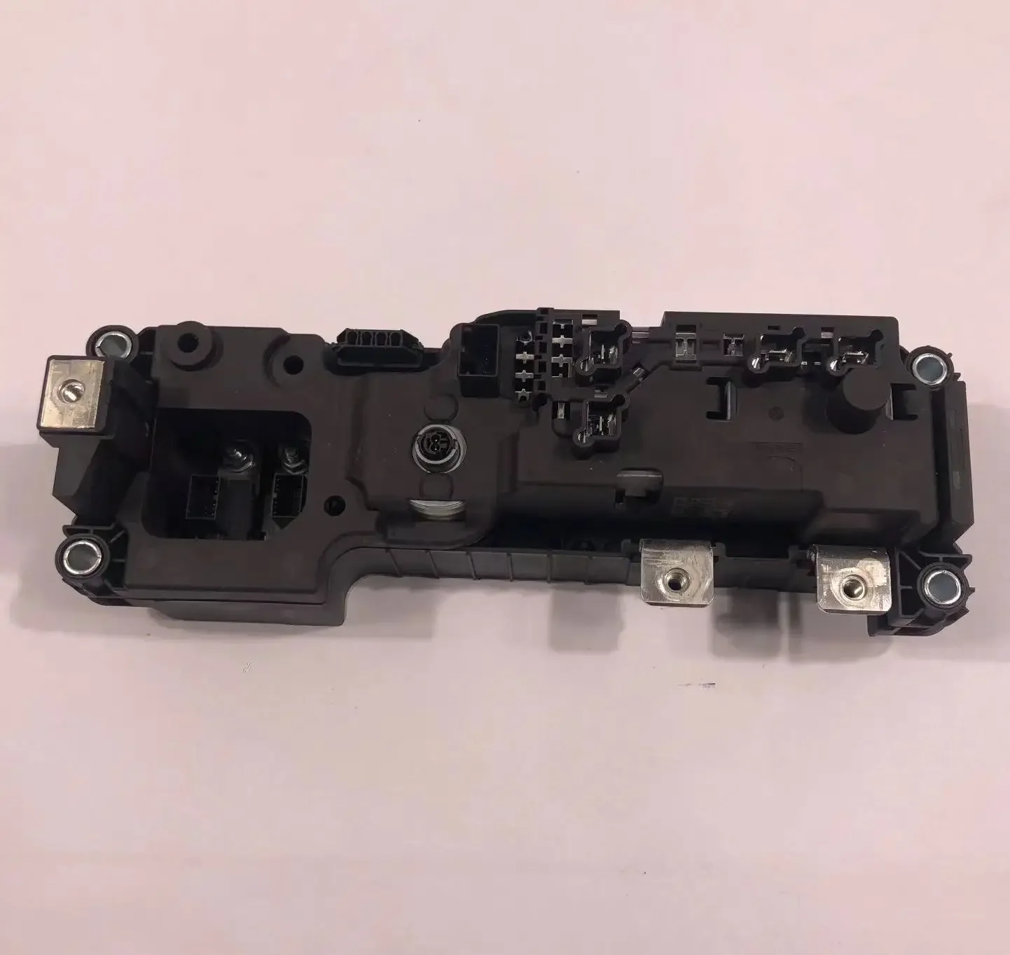 

Used for power outage protection of high-voltage batteries in VW electric vehicles ID3 ID4 ID6