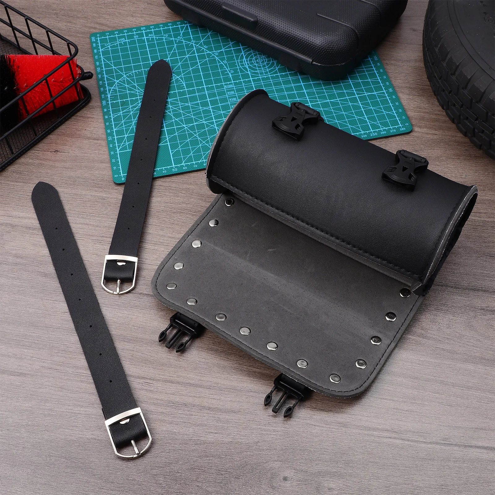 

Универсальная седельная сумка для электрического мотоцикла, черная водонепроницаемая сумка для инструментов из искусственной кожи, круглый монтажный ремень для хранения, прочный