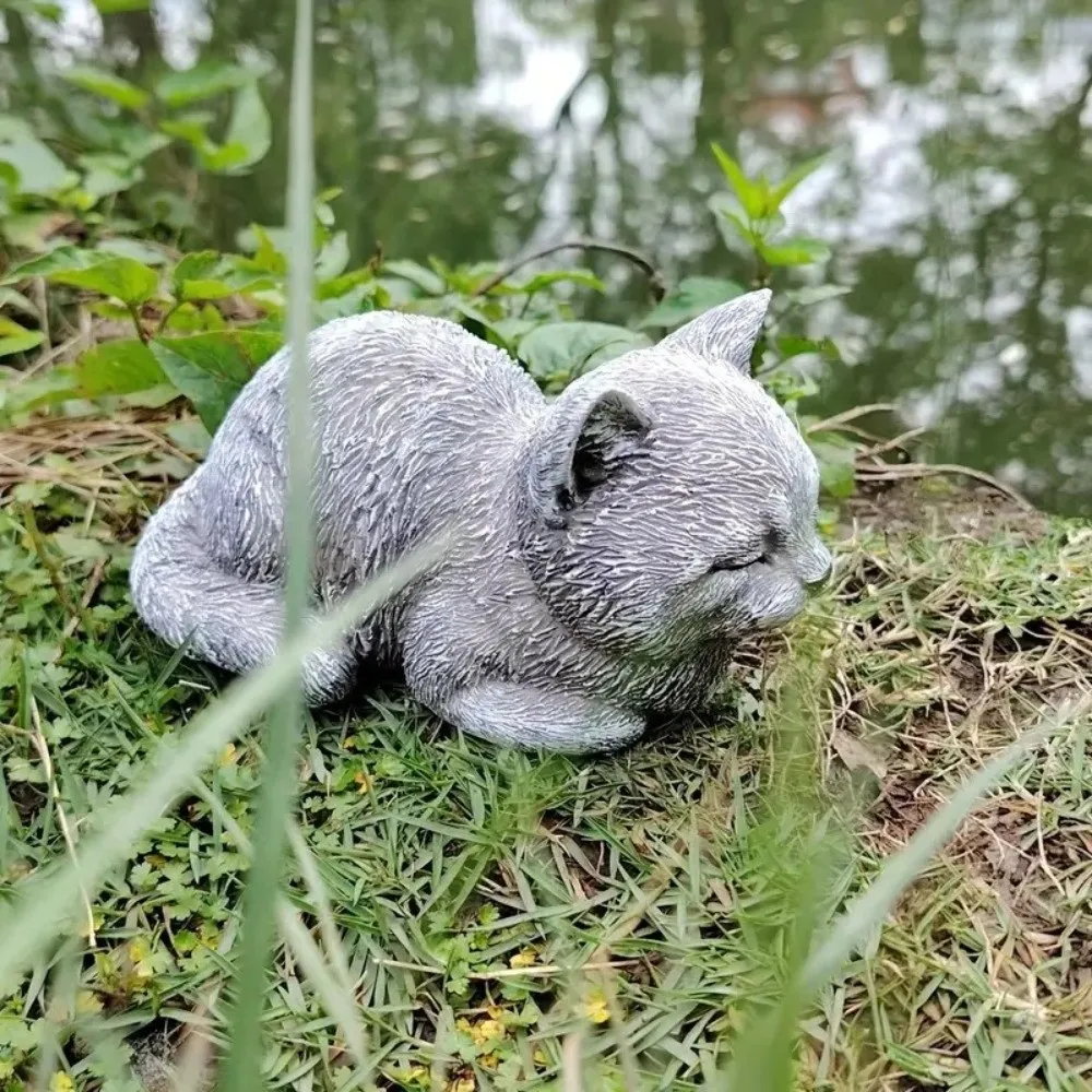 

Micro Landscape Resin Cat Statue Realistic Cartoon Cat Sculpture Unique Animal Figurines Home Decor