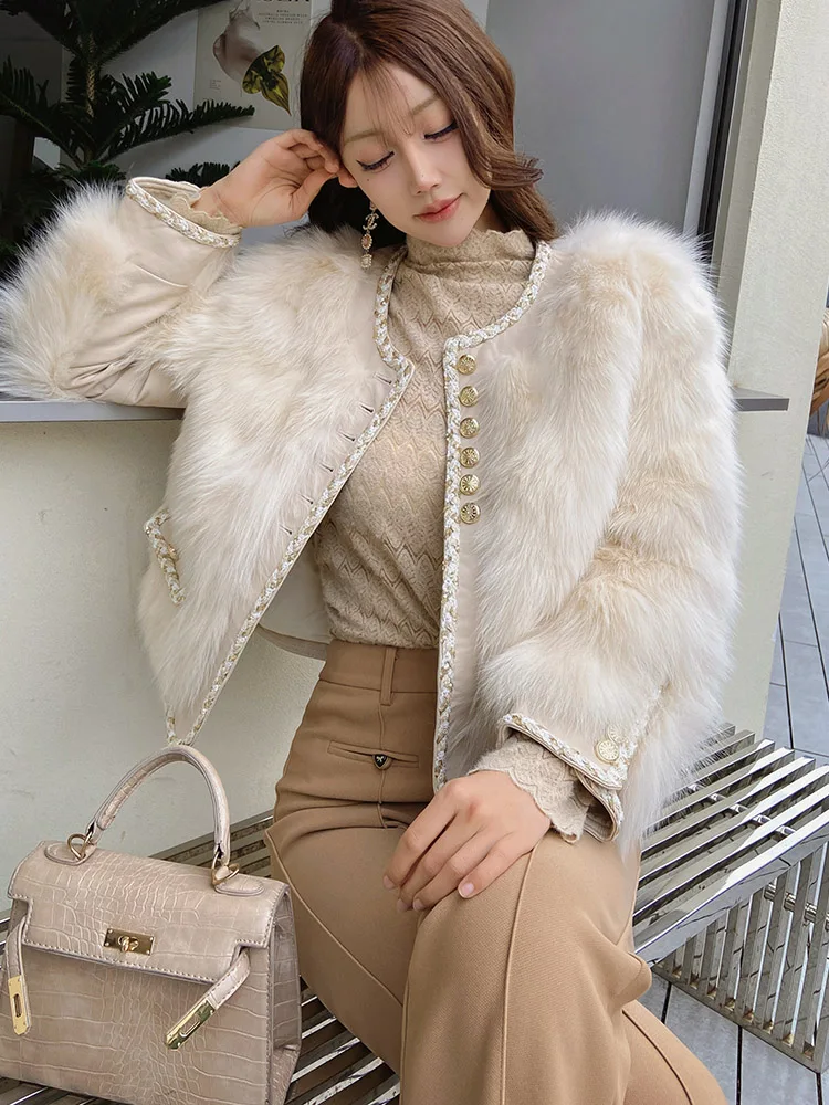 Dabuwawa Fur Women\'s Winter Down Jacket Pearl Button Luxury Light Weight Fancy Suiting Windproof Christmas RSVP DM1DFR009