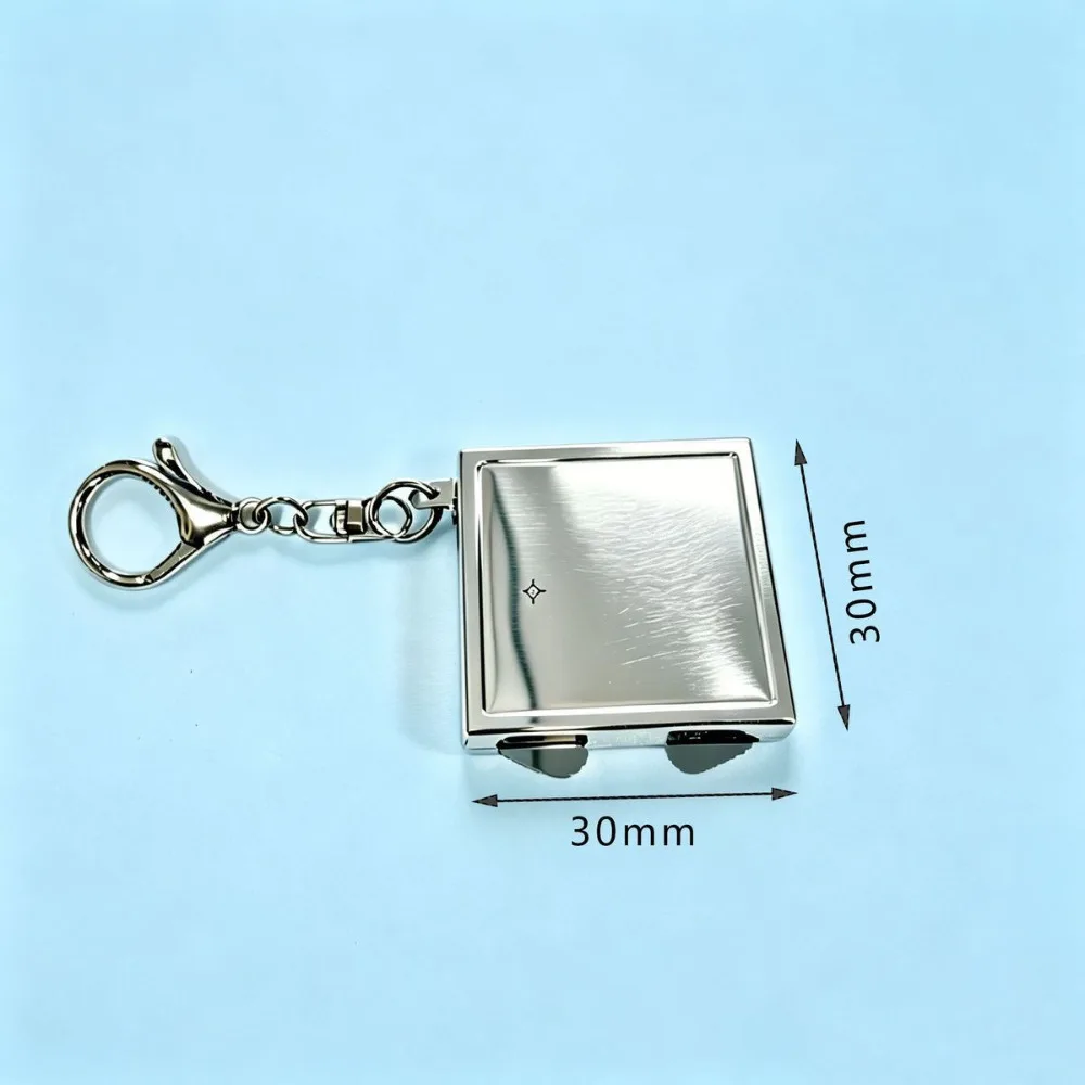 Großhandel Benutzerdefiniertes Logo Name Metall-Spiegel Schlüsselanhänger Tragbare Make-up-Fototasche Personalisierung Herz Quadrat Charm Geschenk – Detail 3