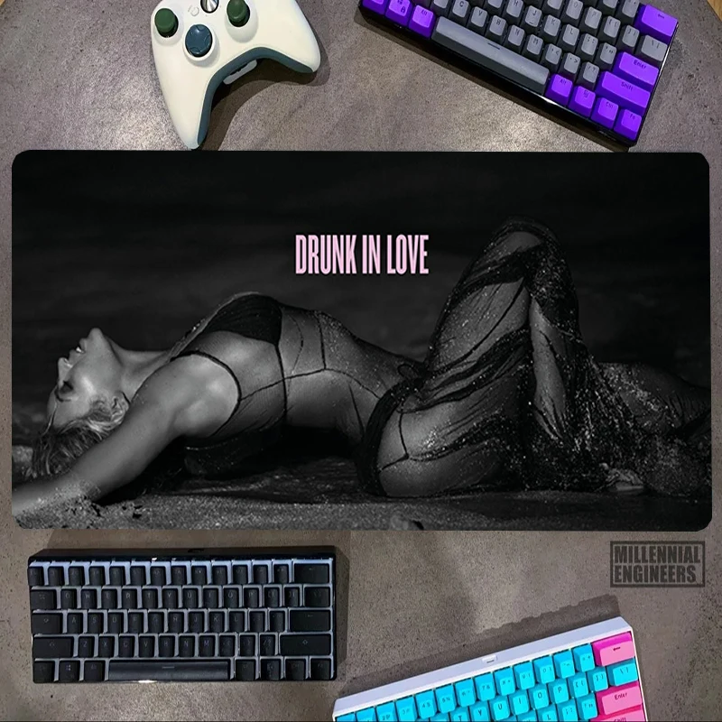 

Hot Singer Beyonce Renaissance Mouse Pad Premium Mousepad Office Accessories Big Mousepepad Gaming Mats Desk Mat Keyboard Gamer