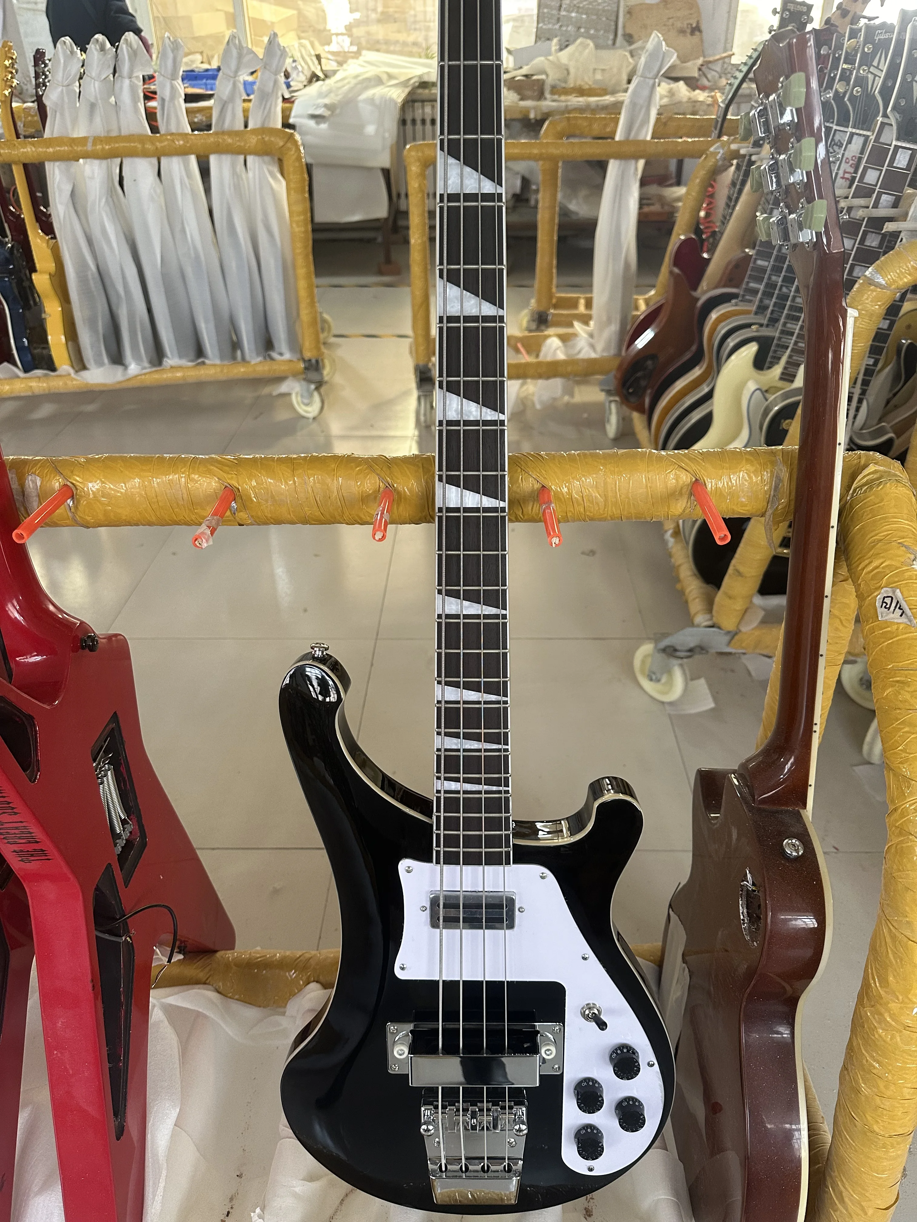 Ricken 4003 Backer Bass Electric Guitar BLACK  Color Chrome Hardware High Quality Guitarra Free Shipping