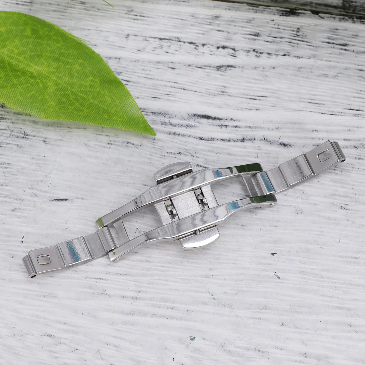 High Quality Butterfly Buckle Watch Clasp Stainless Steel Double Push Button Deployment for Strap Reliable Secure Fastening