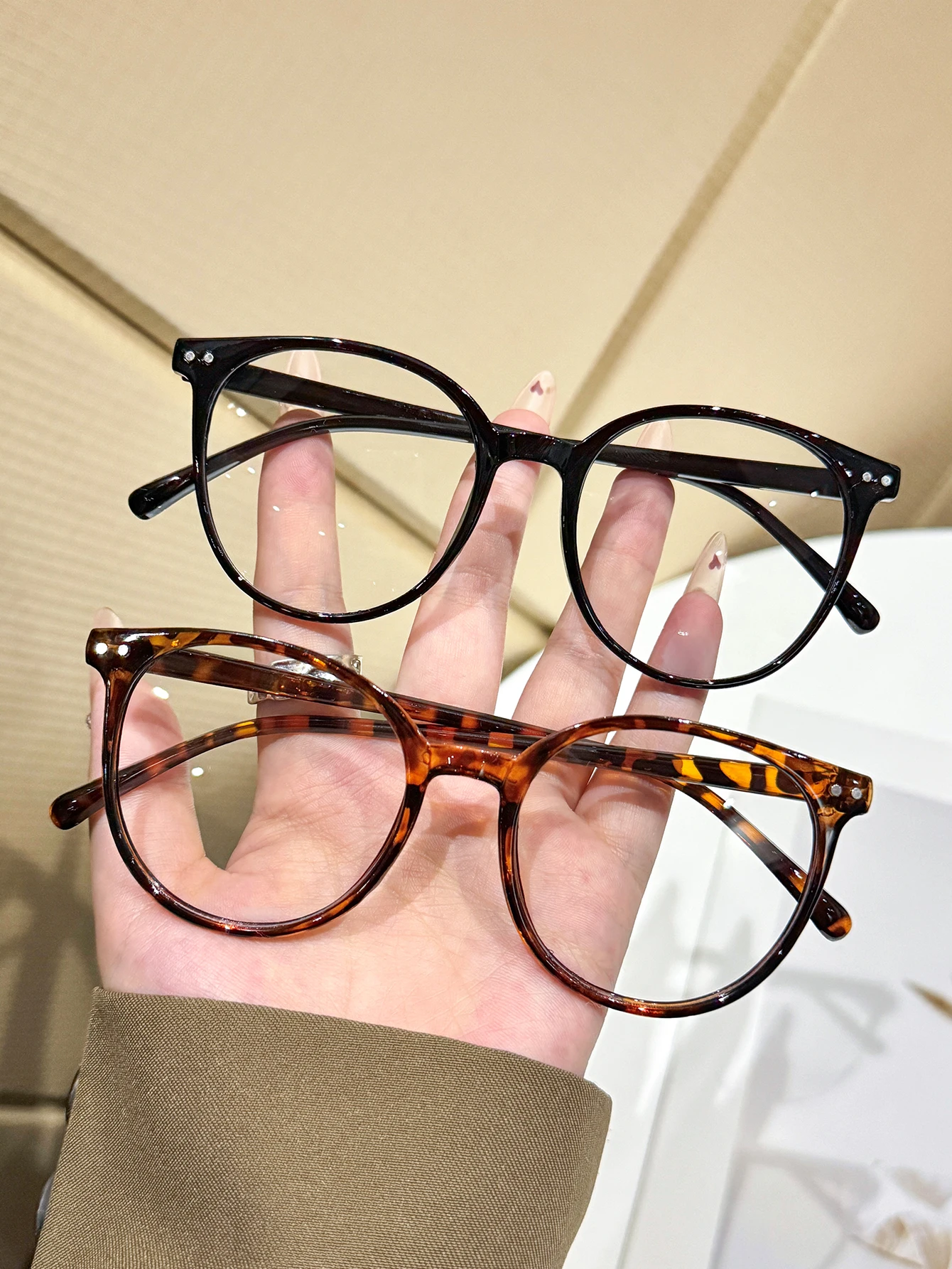 2Pcs Fashionable Round Frame Glasses Set, Fashion Accessories/Clear Lenses/Rivet Design, Daily Wear, Office