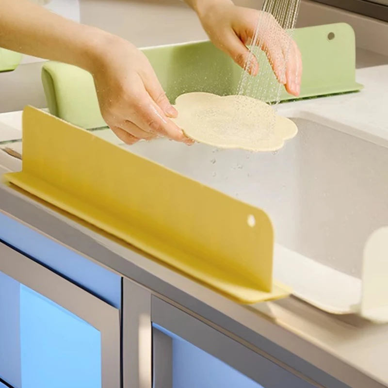 

1Pc New Silicone Sink Splash Guard With Suction Cup Anti-Splash Barrier For Kitchen Basin Waterproof Splatter Stopper Board