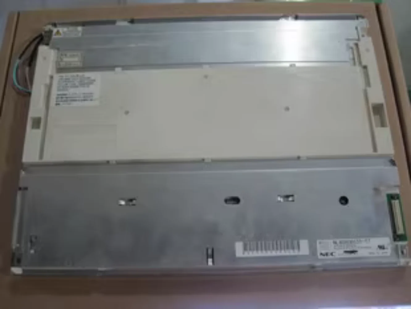 

12.1-inch LCD display NL8060BC31-27