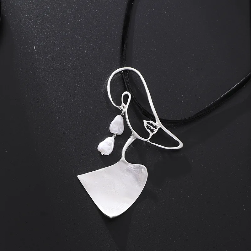 DIY accessories Foreign Trade New European and American Fashion Simple Unique Geometric Alloy Pendant Women's Versatile Premium