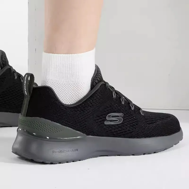 Buty męskie Skechers Letnie nowe buty z siatką Oddychające trampki Czarne buty na co dzień Odporne na zużycie buty do biegania na zewnątrz