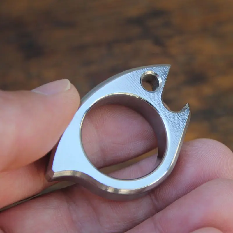 Outdoor Portable EDC Multifunctional Small Fish Ring TC4 Titanium Alloy Bottle Opener Key Pendant Tools