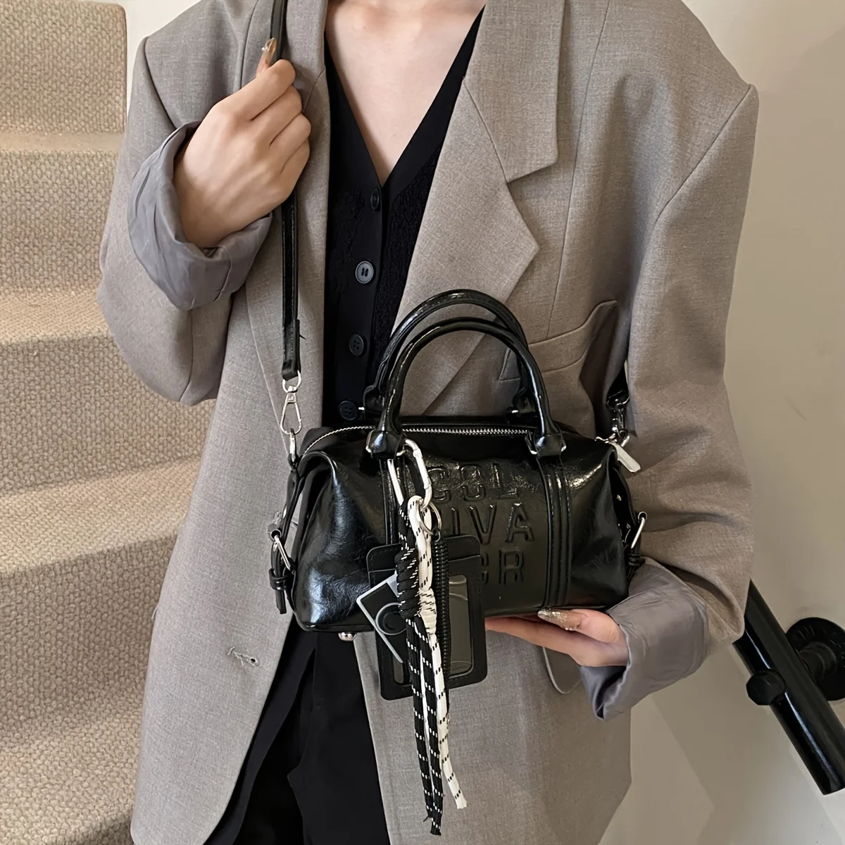 

Женская сумка-кроссбоди в ретро-стиле с регулируемым плечевым ремнем, застежкой-молнией, универсальная для работы, путешествий, свиданий и шопинга