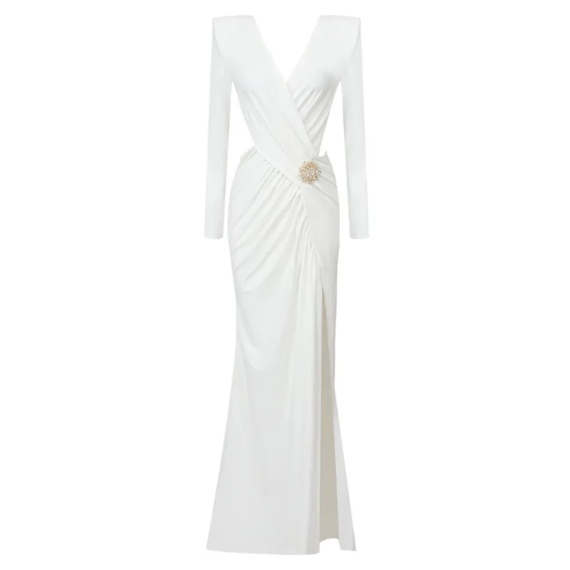 A long white long-sleeved pleated cut-out and crossed stretch dress