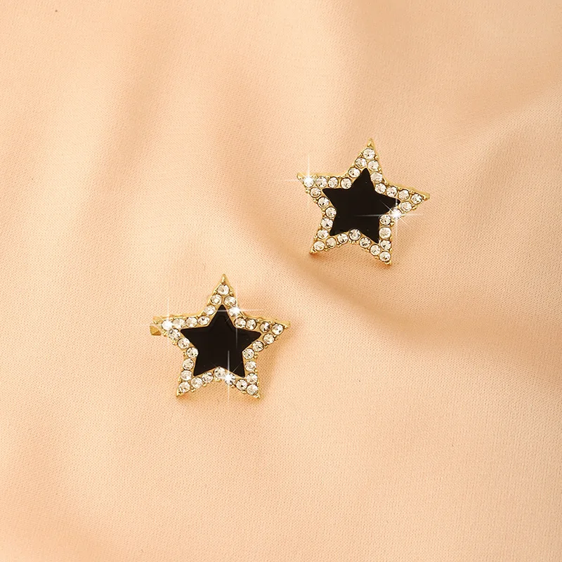 Brilliant Crystal Star Earrings Women Full Paved White Cubic Zirconia Simple Stylish Earring Versatile Fashion Jewelry