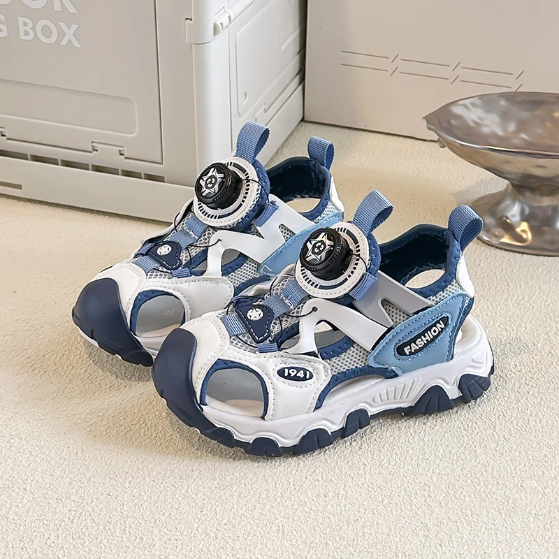 

Children Sports Sandals Toes Capped Rotating Button Kids Casual Sandals Mesh Breathable 2026 Summer New Boys Girls Running Shoes
