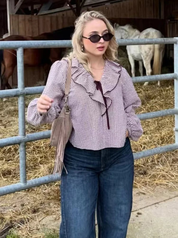 

Женская блузка TFMLN: Новая винтажная элегантная рубашка с длинным рукавом, V-образным вырезом, клетчатым узором и многоярусным декором. Модный пуловер.