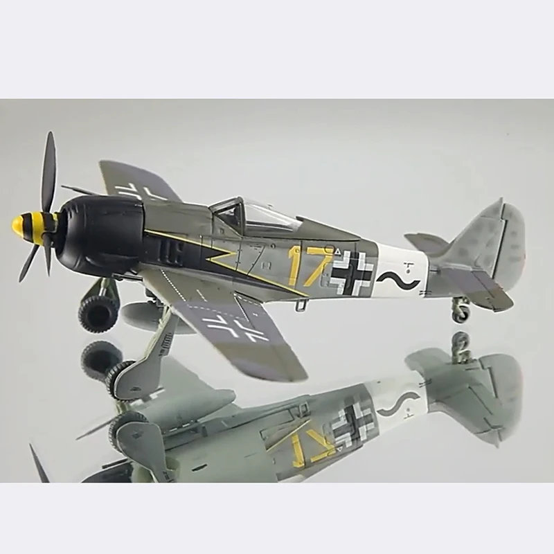 Diecast 1:72 Scale 50256 German FW190A-8 FW190A fighter Alloy Finished Simulation Model Static Decoration Souvenir Gifts For Boy