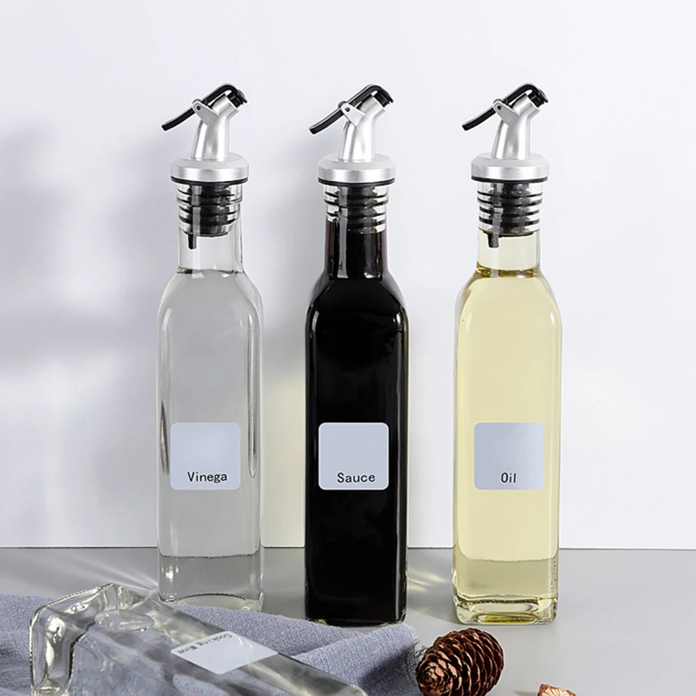 3PCS Silver Spray Paint Oil Bottle Plug Plastic Oil Bottle Plug Soy Sauce Vinegar Bottle Plug Oil Pour Nozzle