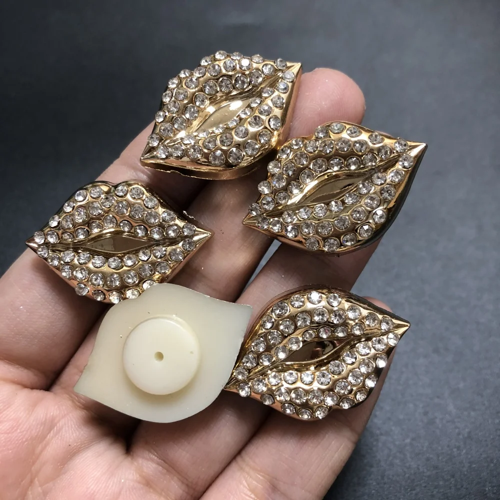 10Pcs Valentine's Day Golden Silvery Lips Elegance Perfume Bottle Resin Flat Back Charms Diy Crafts Junk Phone Case Decorations