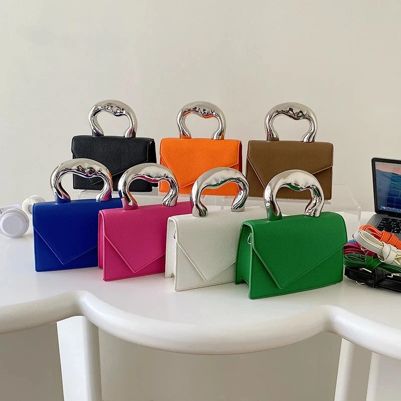 Torba na ramię z srebrny uchwyt Tote Trend małe torba kwadratowa dla kobiet designerska torebka torebka solidna skóra torba Crossbody