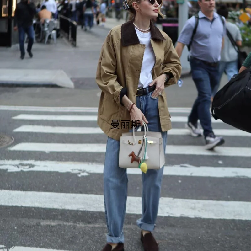 

2025Европейская и американская осенняя новая женская модная повседневная свободная утягивающая хлопковая куртка с отложным воротником, пальто