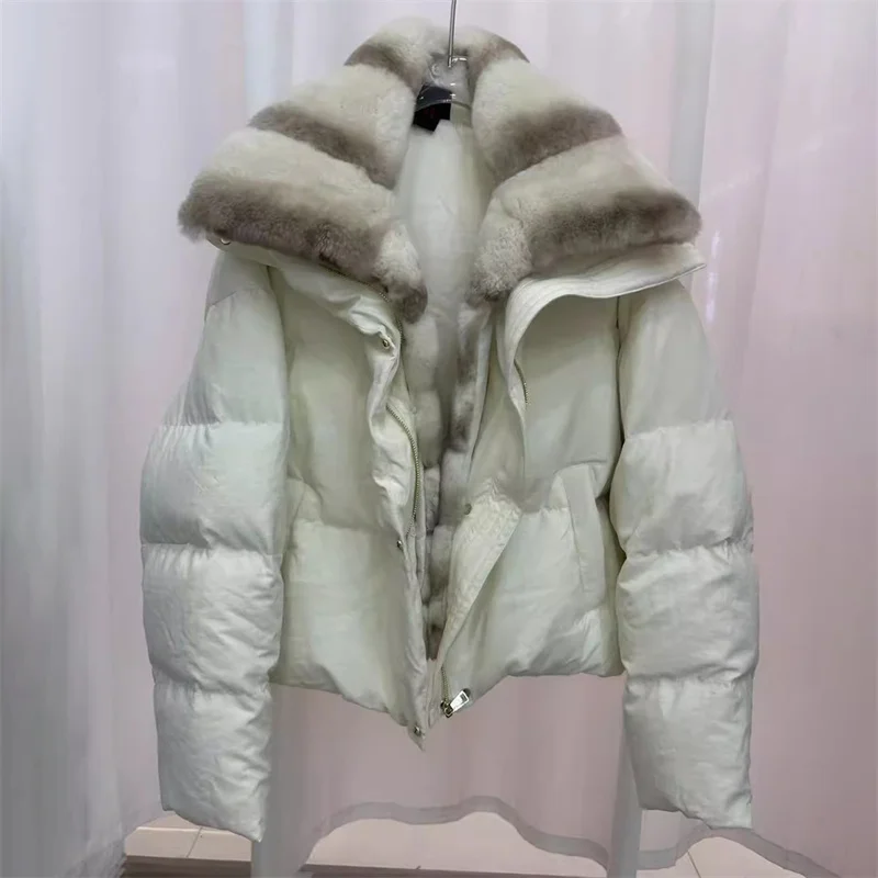 Chaqueta de invierno para mujer, chaqueta de plumón con cuello de piel de conejo desmontable, abrigo grueso y cálido relleno de plumón de pato blanco 90 y2k, novedad de 2025