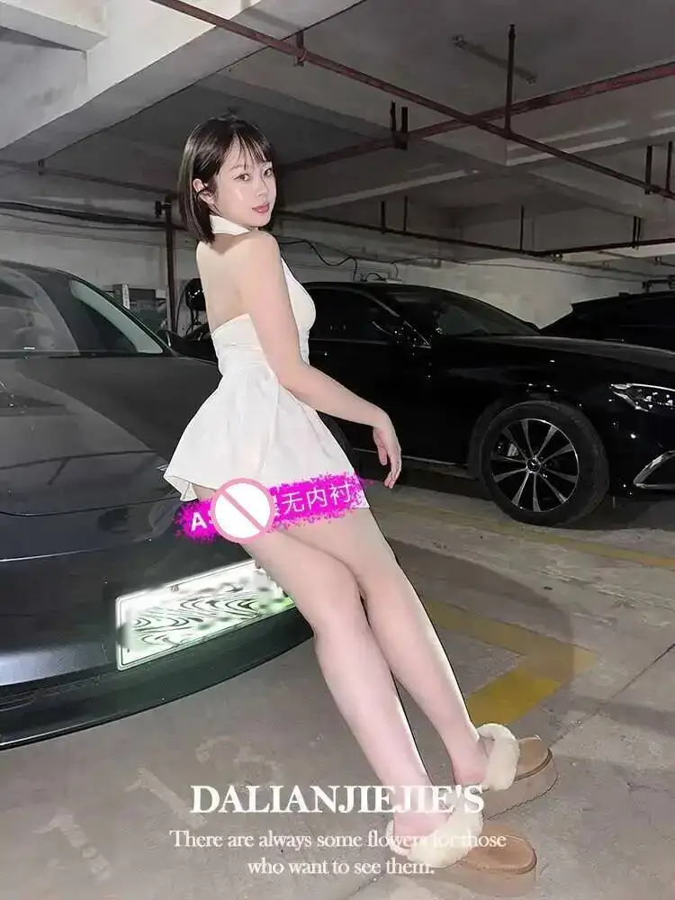 White Tank Mini Dress V Neck Sexy Women JK Dress  A-line Large Swing Pleated Short Low Cut Backless Slimming Dress Elegant TDC8