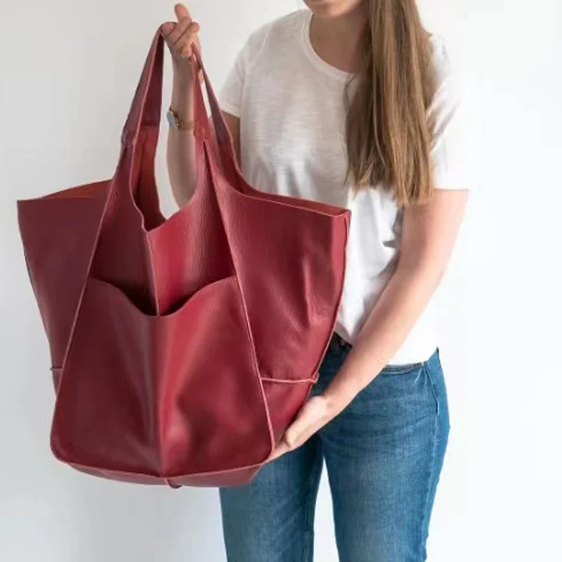 نساء العلامة التجارية مصمم MetalLook الفاخرة بولي Leather حقائب كتف جلدية عادية لينة سعة كبيرة حمل حقائب اليد الرجعية المتسوق الكبير المحافظ