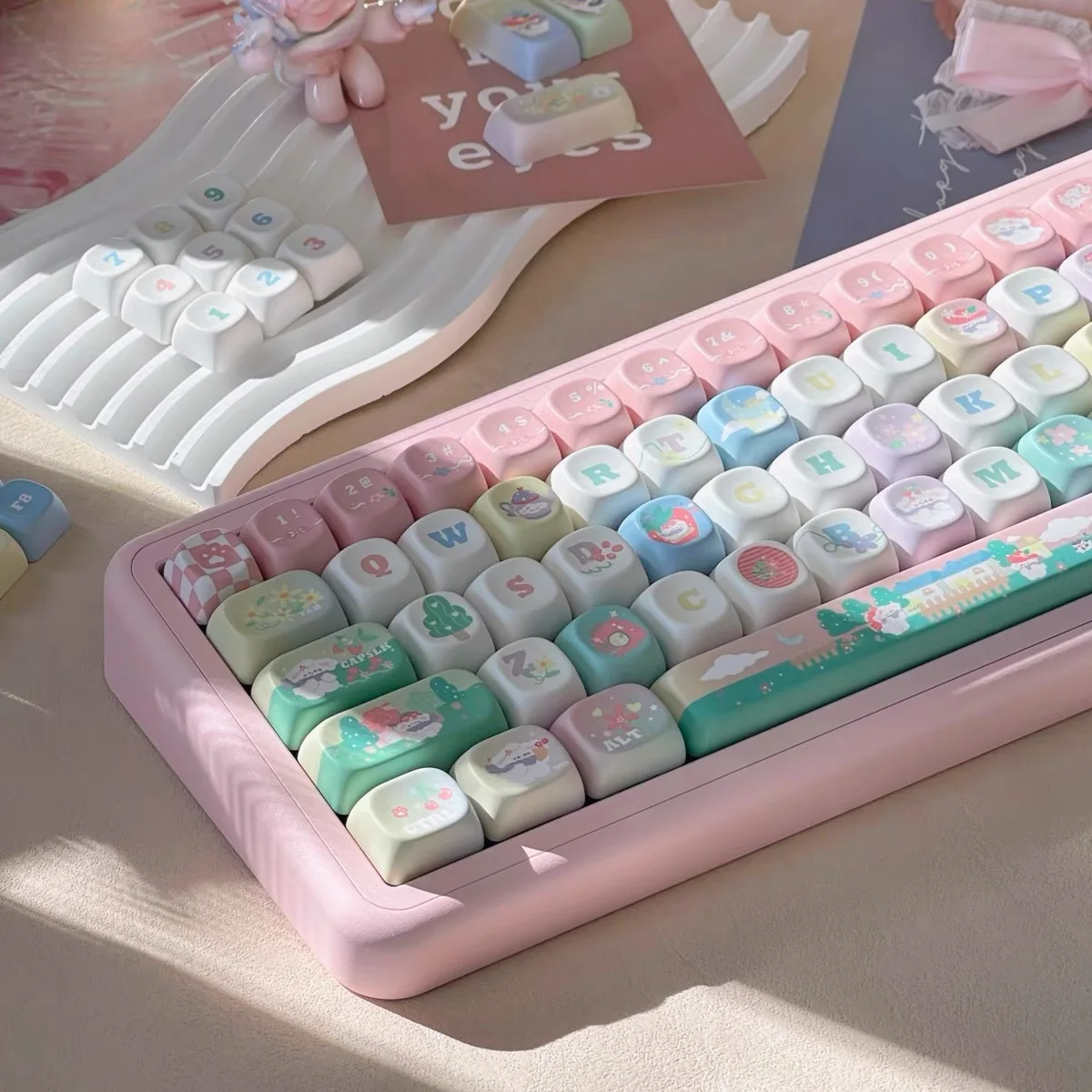 Imagem -05 - Teclado Mecânico Keycap Moa Perfil Keycap Pbt Keycaps 131 Chaves Cap Frio Dye-sub mx Switch Bonito Presente Personalização