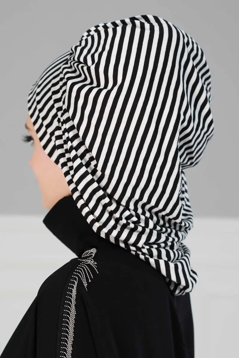 Hueso negro rayado negro