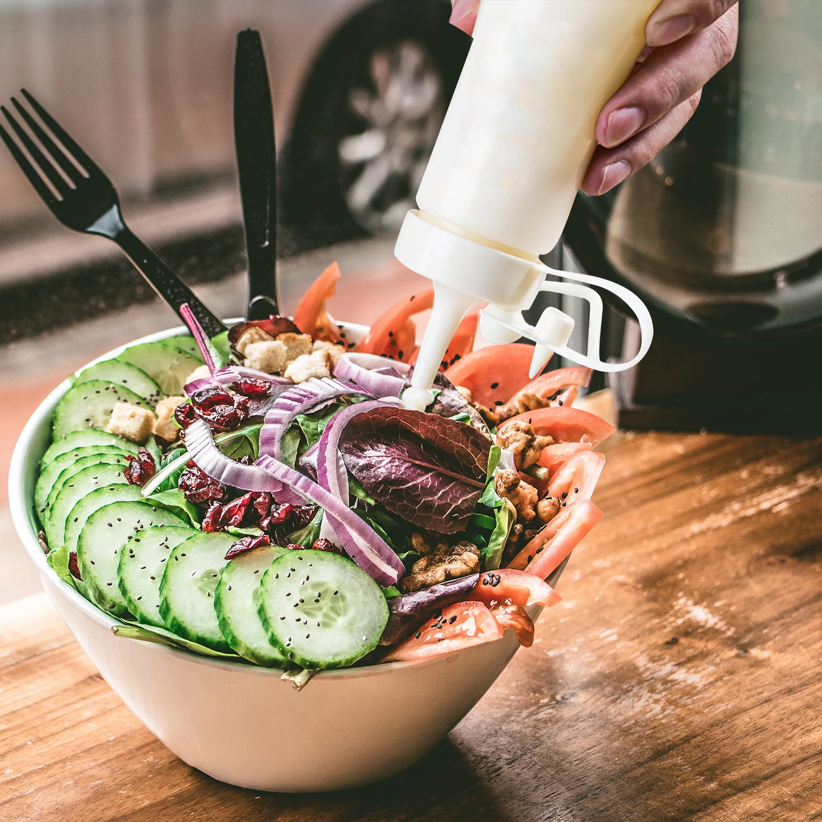 

4Pcs Clear Sauce Squeeze Bottles Eco Friendly Plastic Salad Dressing Container Leak Proof Condiment Dispenser