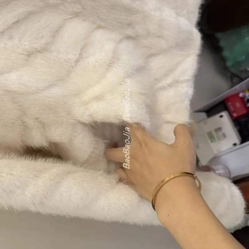 Elegant and Refined Temperament. Solid-color Loose V-neck Fur One-piece Fur Coat Women Autumn Winter Fashionable New Comfort Top