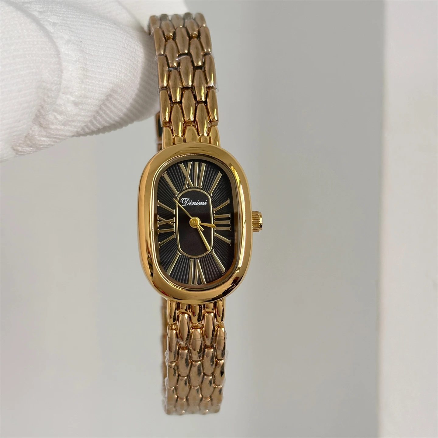 Oval steel watch for womenclassicstylish, light luxury design high-value ladies' quartz watch ladies' accessories, female gifts