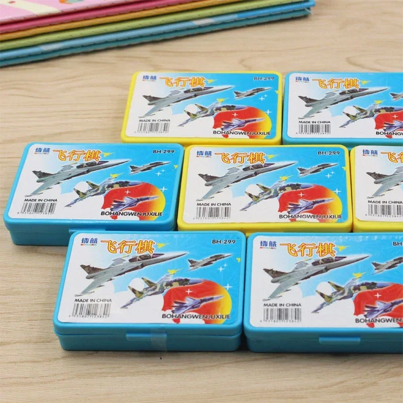 1Pcs 무작위 색상 플라잉 체스 보드 게임 대화 형 흥미로운 플라잉 체스 파티 게임 교육 관련 장난감