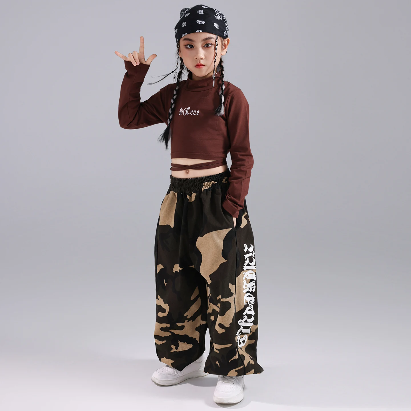 2025 أزياء رقص الجاز الحديثة للفتيات المحاصيل القمم السراويل فضفاضة الشارع الشهير الأطفال الهيب هوب الرقص أداء الملابس DQS21185