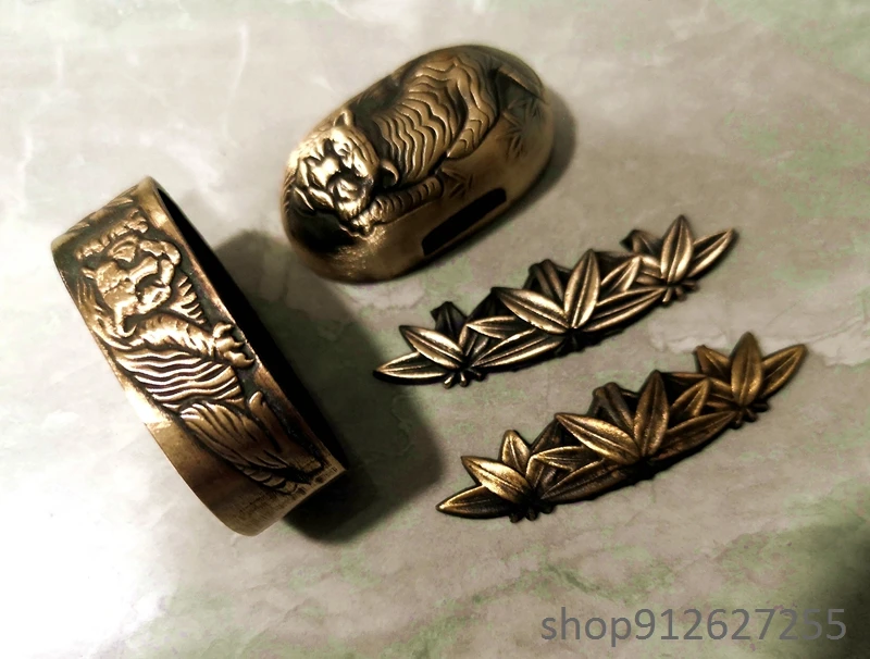 Brass tiger fuchi menuki for japanese sword's katana wakizashi tanto